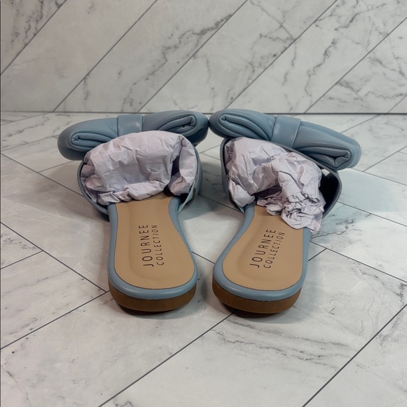 NWT Journee Collection Women Fayre Light Blue Faux Leather Slide Sandal Size 8.5 - Picture 4 of 8